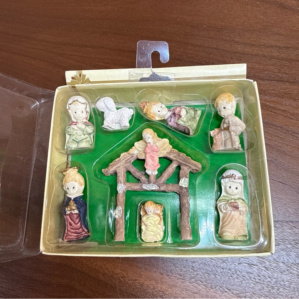 Vintage Mini 8 Piece Christmas Ceramic Nativity Set by Greenbrier International